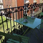T2 Avec Balcon, Parking Et Wifi - Proche Thermes Et Centre Ville, 4 Pers. - Fr-1-313-222 * Bagnères-de-Luchon