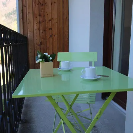 アパート T2 Avec Balcon, Parking Et Wifi - Proche Thermes Et Centre Ville, 4 Pers. - Fr-1-313-222 Bagnères-de-Luchon