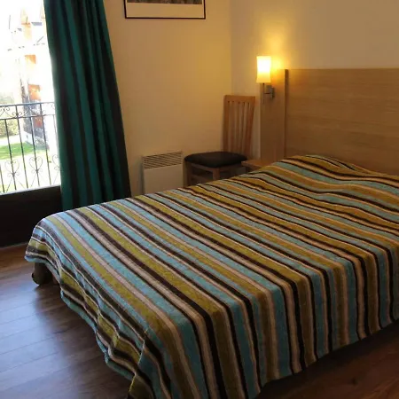 T2 Avec Balcon, Parking Et Wifi - Proche Thermes Et Centre Ville, 4 Pers. - Fr-1-313-222 아파트 Bagnères-de-Luchon